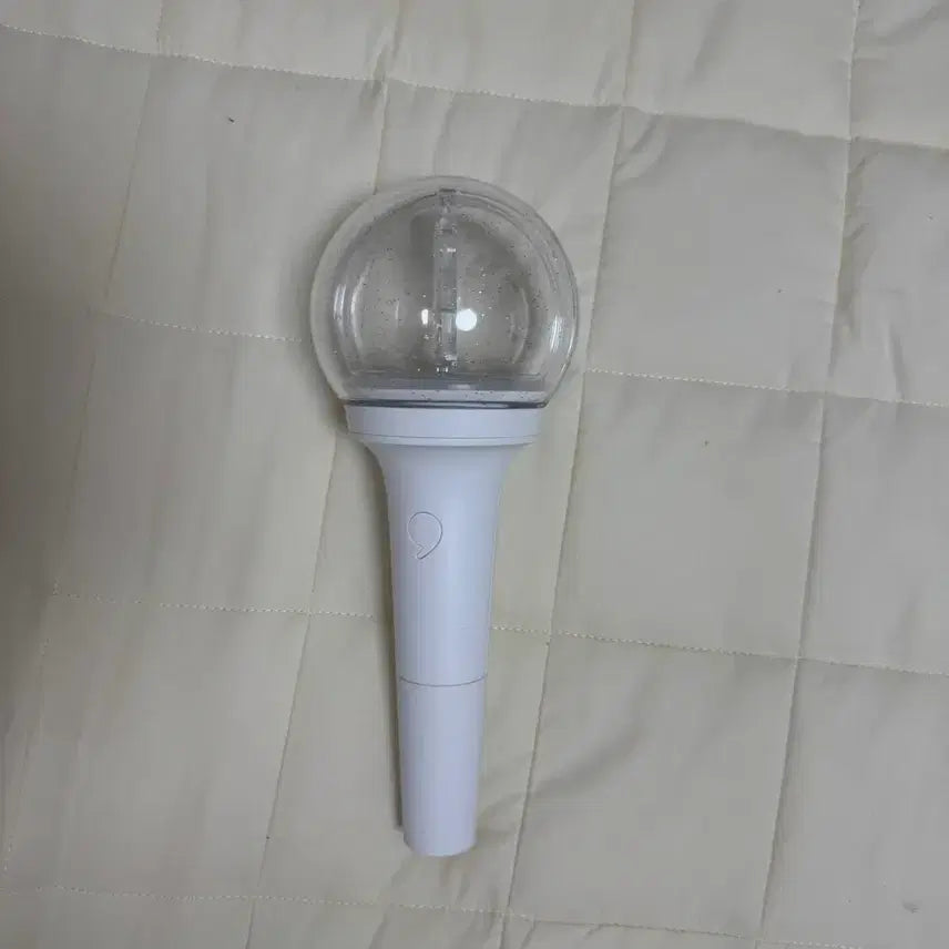 [SOLD OUT] 아이브응원봉 1세대 무하자
