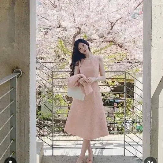 [BUNJANG] 밀크코코아 소프트핑크 트위드 원피스 1회착용 / 밀크코코아 소프트핑크 트위드 원피스 1회착용
