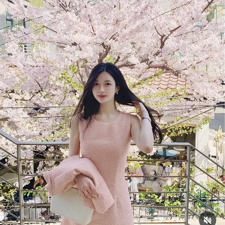 [BUNJANG] 밀크코코아 소프트핑크 트위드 원피스 1회착용 / 밀크코코아 소프트핑크 트위드 원피스 1회착용