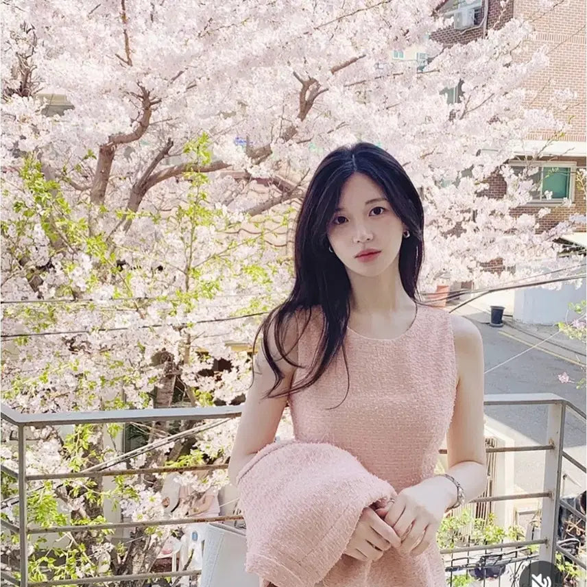 [BUNJANG] 밀크코코아 소프트핑크 트위드 원피스 1회착용 / 밀크코코아 소프트핑크 트위드 원피스 1회착용