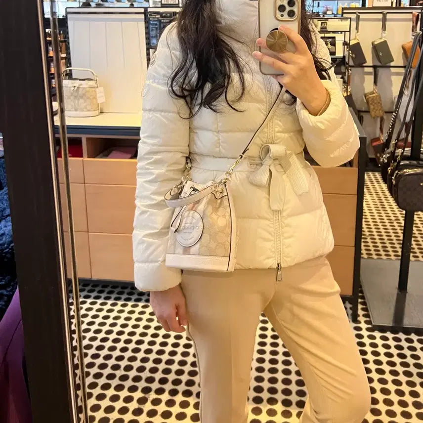[SOLD OUT] 코치 미니 버킷백