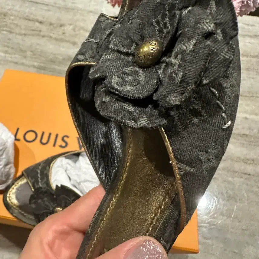 [BUNJANG] Louis Vuitton Denim Mules / 루이비통데님뮬정품