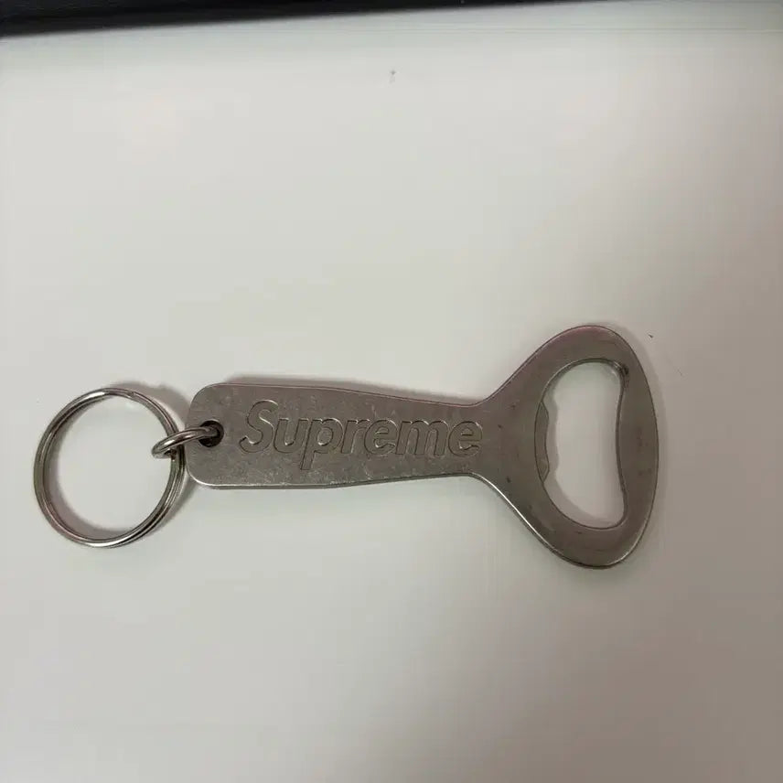 [BUNJANG] Supreme Bottle Opener Keychain / 슈프림 오프너 키체인