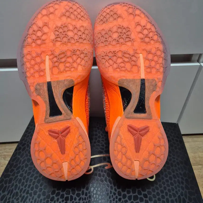 [SOLD OUT] 나이키 코비 6 프로트로 오렌지 260