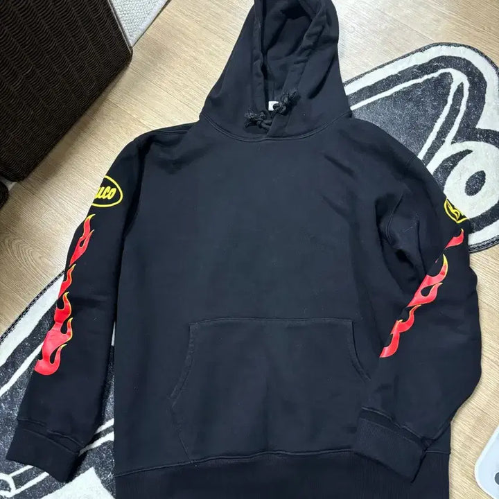 [BUNJANG] Buco Flame Hoodie XL / Buco 부코 플레임 후드티 xl (105)
