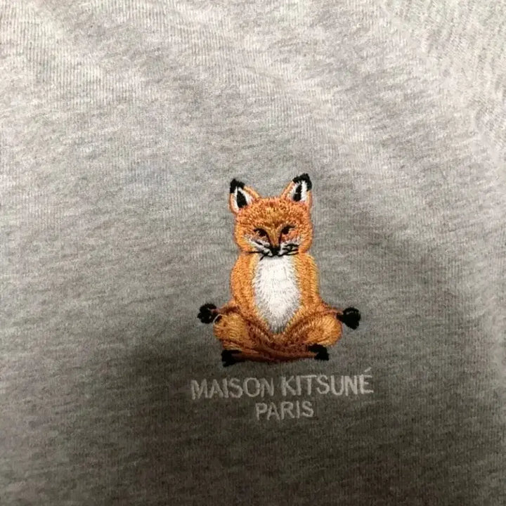 [BUNJANG] Maison Kitsuné Fox Patch Sweatshirt Grey XL / 메종키츠네 폭스 패치 맨투맨 그레이 XL