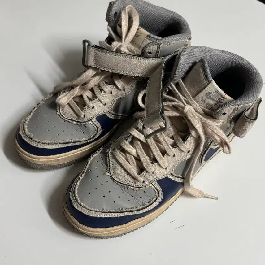 [BUNJANG] Nike Air Force 1 Mid Sneakers / 나이키 에어포스 1 미드 스니커즈 270
