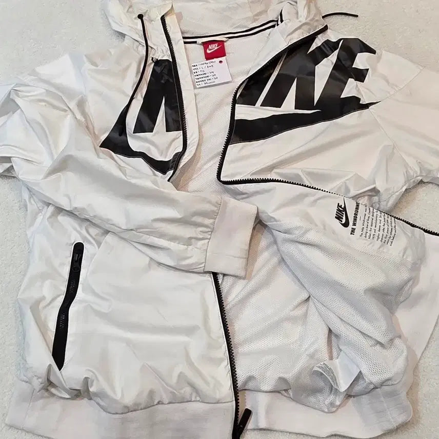 [SOLD OUT] 나이키 바람막이