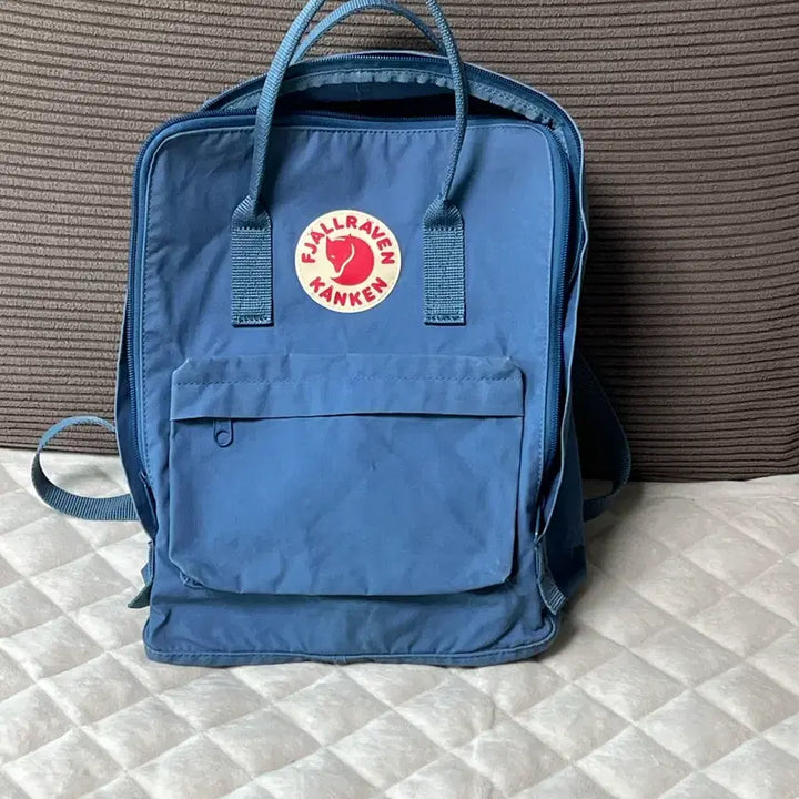 [BUNJANG] Fjallraven Kanken Blue Backpack / 피엘라벤 칸켄 블루 백팩