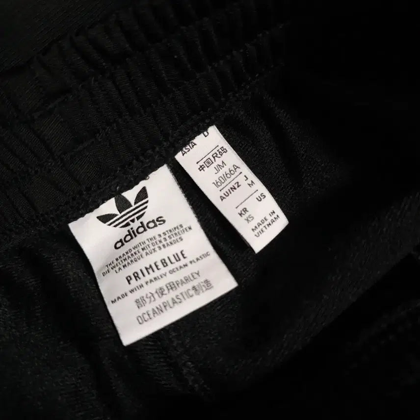[BUNJANG] Adidas Three-Stripe Training Pants (Black) - Women&
