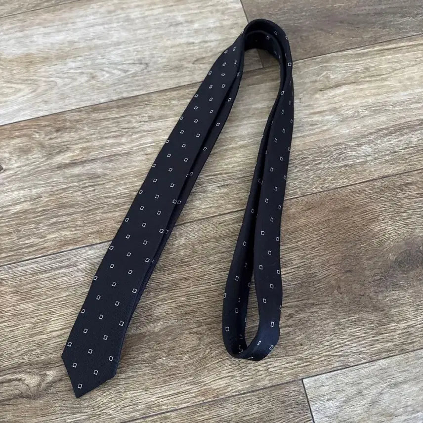 [BUNJANG] Saint Laurent Square Narrow Tie / [강동원님 착용] 생로랑 스퀘어 내로우 타이