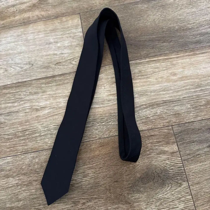 [BUNJANG] Saint Laurent Silk Narrow Tie / [스키즈 착용] 생로랑 실크 내로우 타이