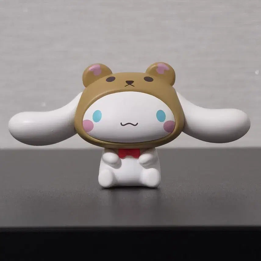 [BUNJANG] MINISO Cinnamoroll Hugging Buddy Figure / [미니소] 5.2cm 산리오 피규어허깅 버디 시나모롤