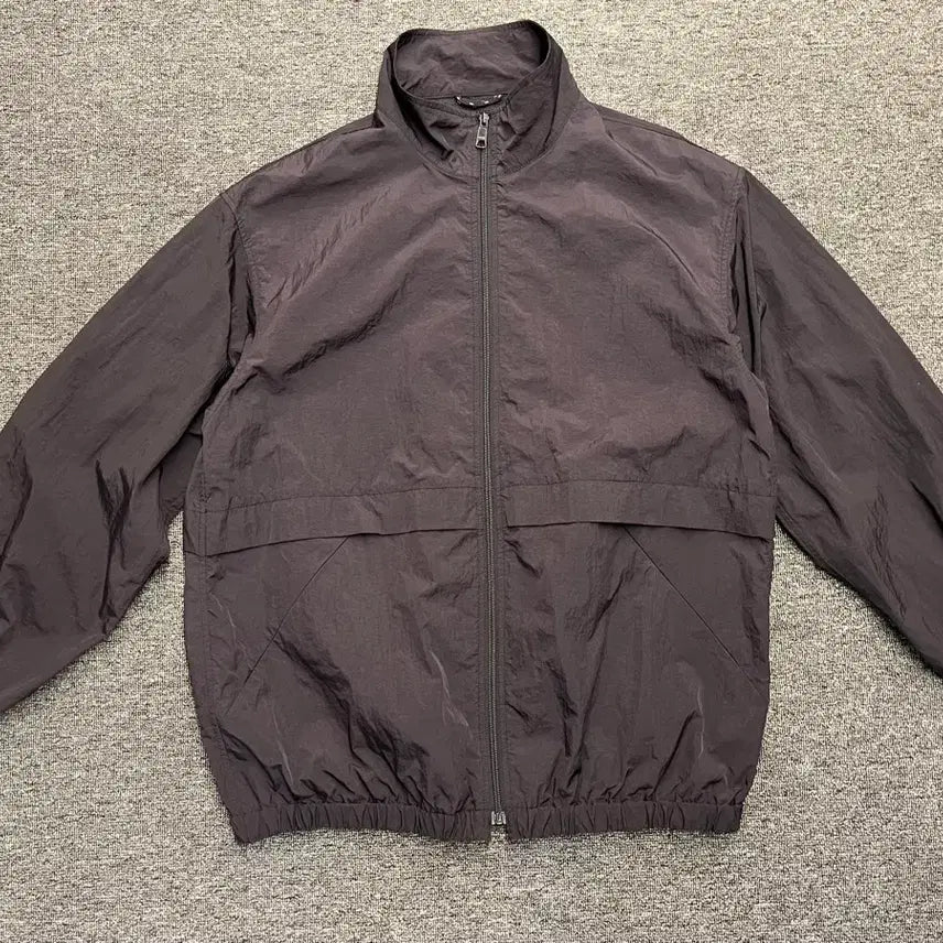 [SOLD OUT] [100] 어반리서치 블랙 바람막이 점퍼 L