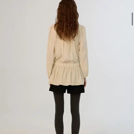 [BUNJANG] Somewhere Butter Blouse / 썸웨어버터 bl