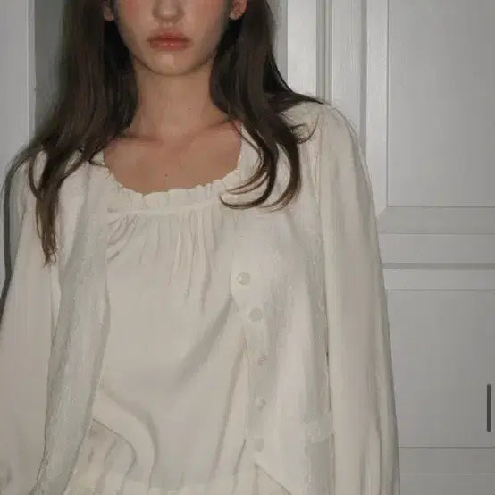 [BUNJANG] Somewhere Butter Blouse / 썸웨어버터 bl