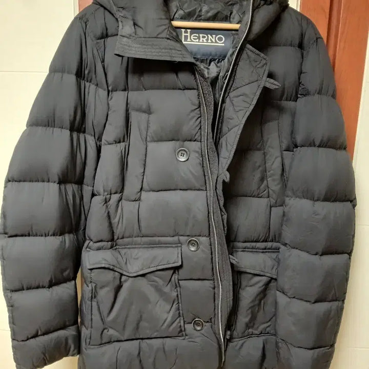 [SOLD OUT] 에르노 블랙 경량 패딩