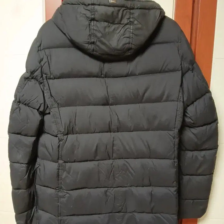[SOLD OUT] 에르노 블랙 경량 패딩