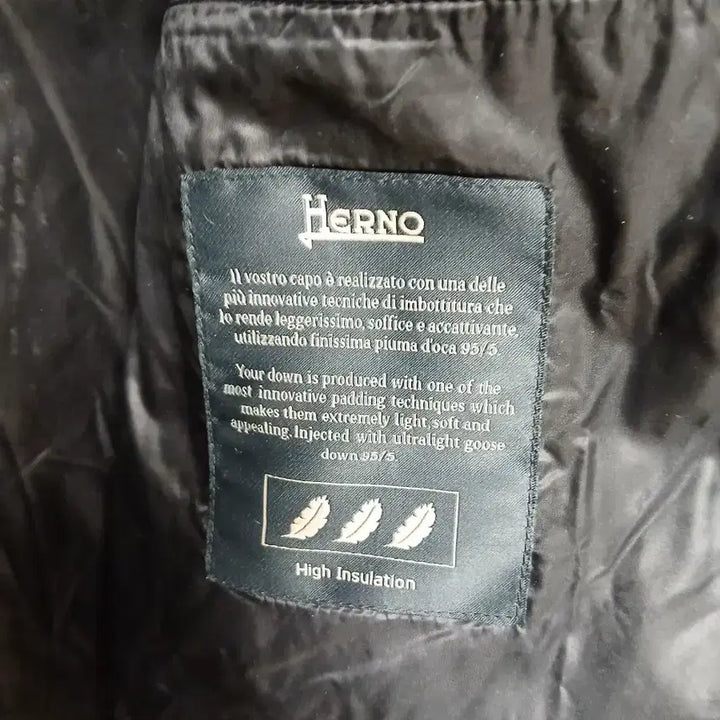 [SOLD OUT] 에르노 블랙 경량 패딩