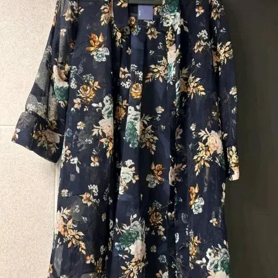 [BUNJANG] Flower Pattern Long Cardigan / 플라워 패턴 롱 가디건