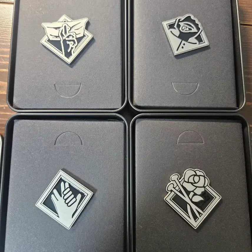 [SOLD OUT] 주술회전 메가박스 틴케이스