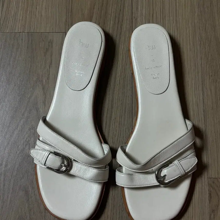 [BUNJANG] Hows Twin Belt Mule Sandals Slippers / 호와스 twin belt mule 샌들 슬리퍼 245