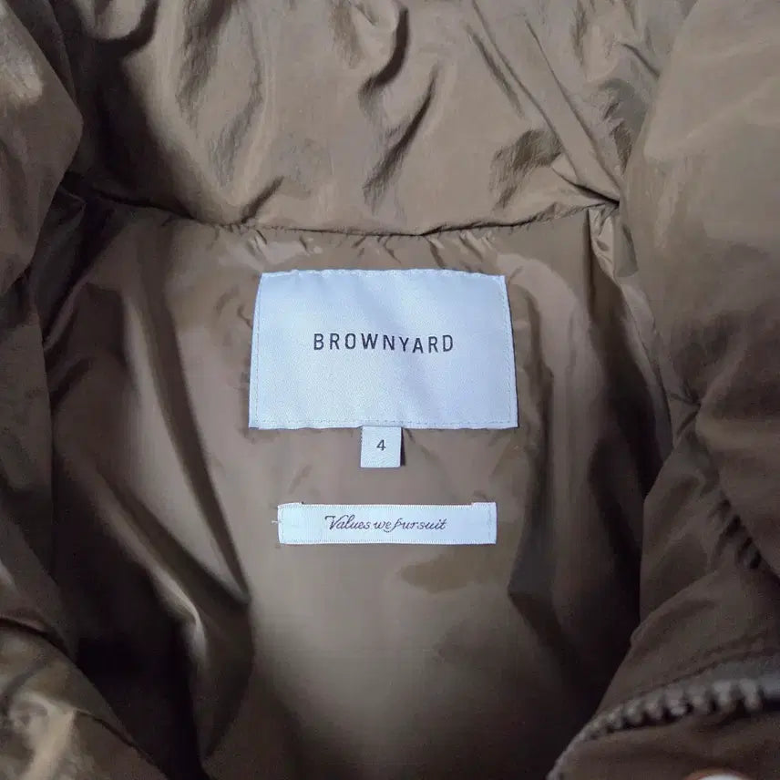 [BUNJANG] Brown Yard Puffer Down Mocha 4 (100) Goose Down Padded Parka / 브라운야드 푸퍼 다운 모카 4(100) / 구스다운 패딩 파카