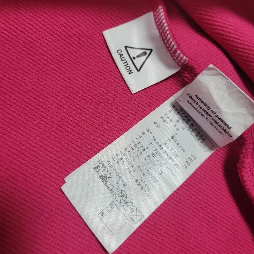 [BUNJANG] Nerdy Pink Backless Bolero Crop Top / 널디 핑크 백리스 볼레로 긴팔 크롭탑