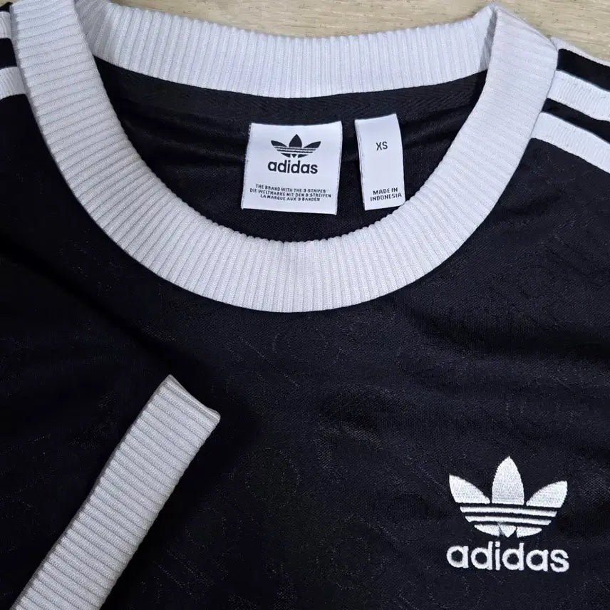 [BUNJANG] Adidas Firebird Functional T-shirt / 아디다스 파이어버드 삼선 기능성 반팔 링거티