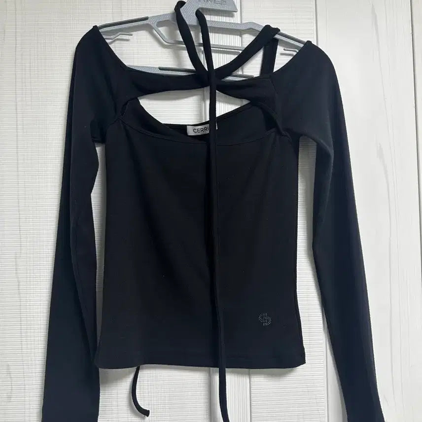 [BUNJANG] Cerric Tangle Strap Top / 세릭 cerric TANGLE STRAP TOP