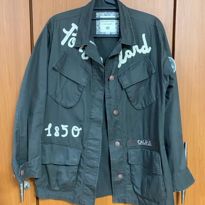 [BUNJANG] Thursday Island Fatigue Jacket (85) / [Thursday] 여성용 써스데이아일랜드 퍼티그 자켓 85사이즈