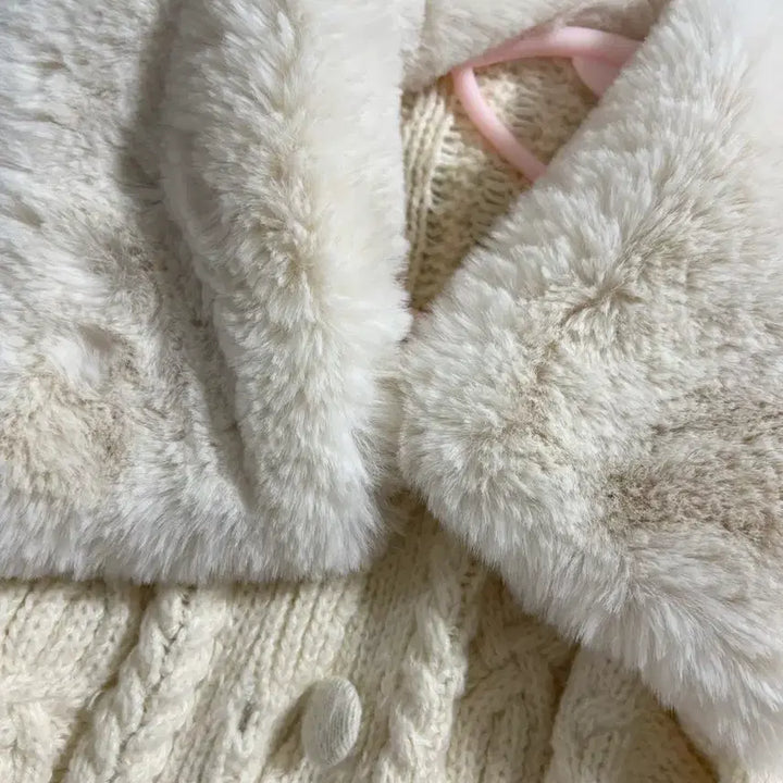 [BUNJANG] Ably Knit Cardigan / 에이블리 니트 가디건 (고퀄!)