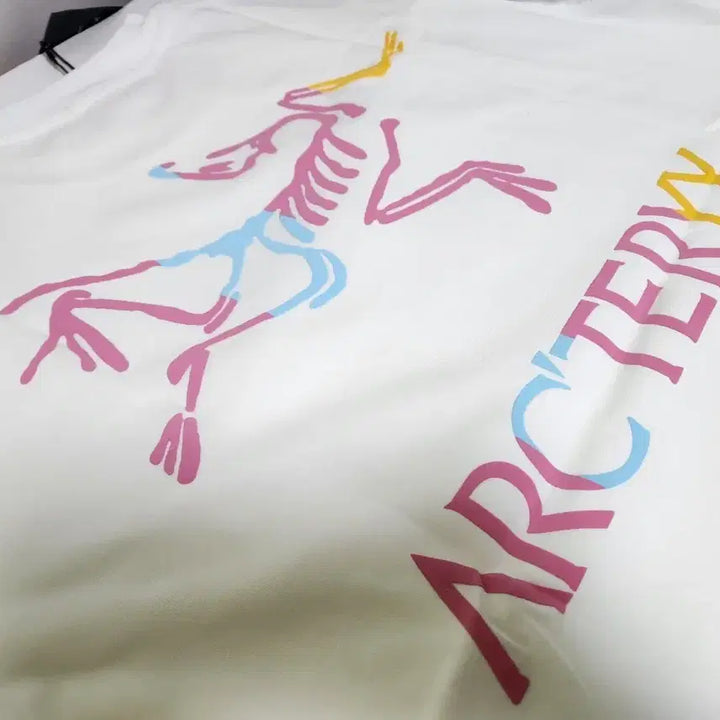 [BUNJANG] ARC White Short Sleeve T-Shirt / 아크 화이트반팔티