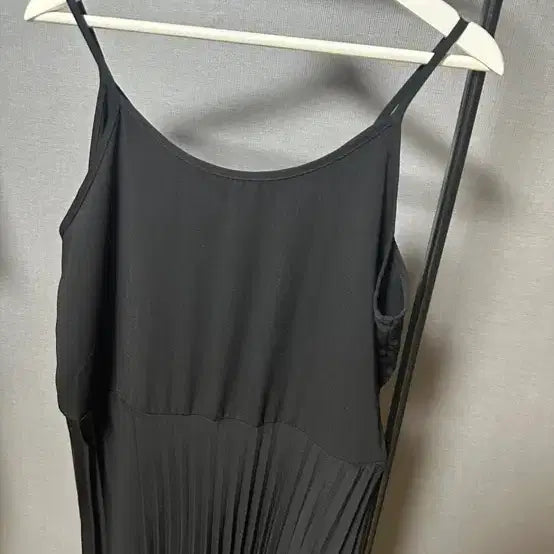 [BUNJANG] Black Pleated Long Dress / 검정색 플리츠 롱 원피스