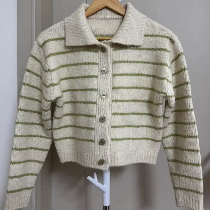 [BUNJANG] Green Striped Knit Cardigan / [새상품] 연두색 스트라이프 니트 가디건