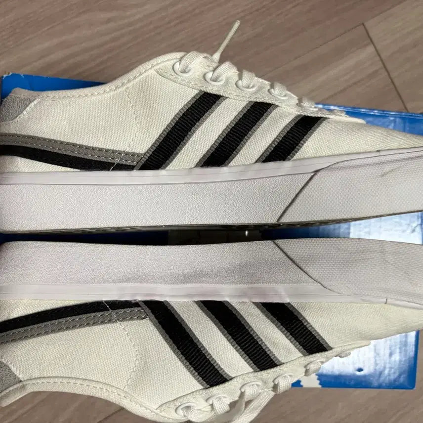 [BUNJANG] Adidas Sneakers / 아디다스 스니커즈