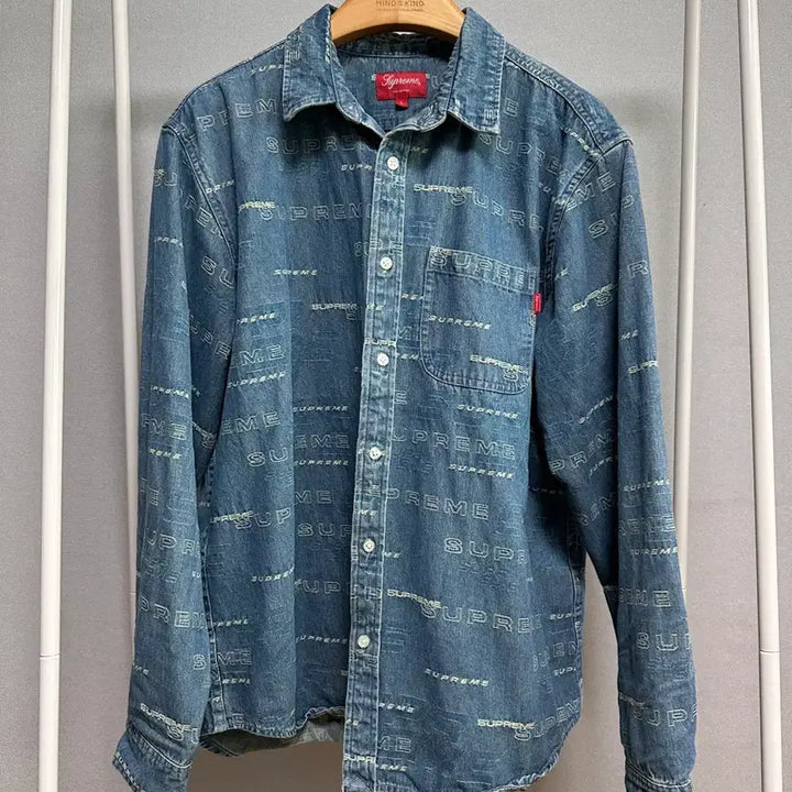 [BUNJANG] Supreme Dimensions Logo Denim Shirt Blue L / 19FW 슈프림 디멘션스 로고 데님 셔츠 블루 L