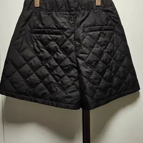 [BUNJANG] O!zocen Quilted Shorts Black / 오즈세컨 누빔 퀼팅 반바지 블랙