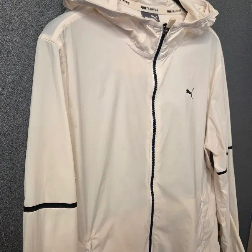 [BUNJANG] Puma Ultra-Lightweight Zip-Up Jacket (Spring/Summer) / 푸마 초경량집업 (봄.여름용)