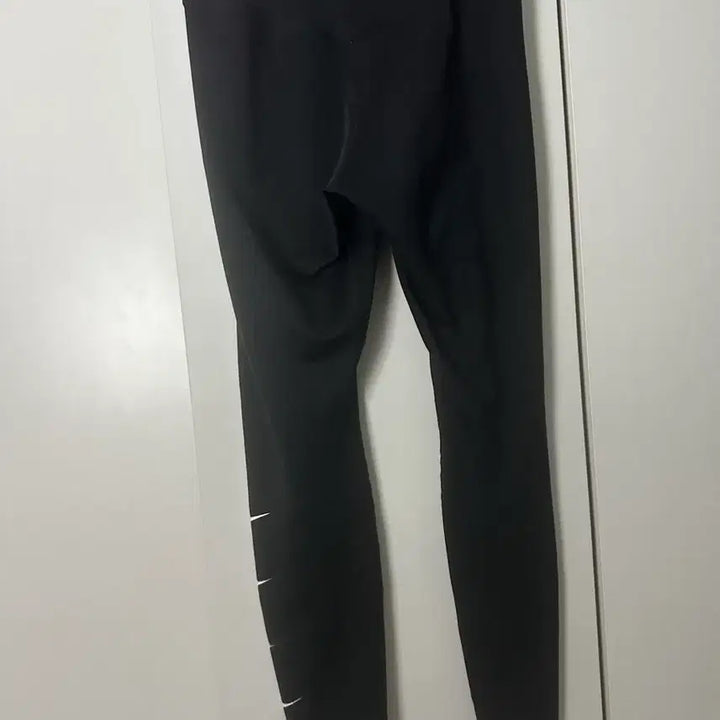 [BUNJANG] Nike Cut-out Detail Leggings / 나이키 레깅스