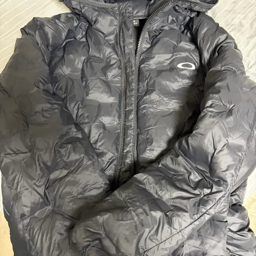 [SOLD OUT] 오클리 경량패딩