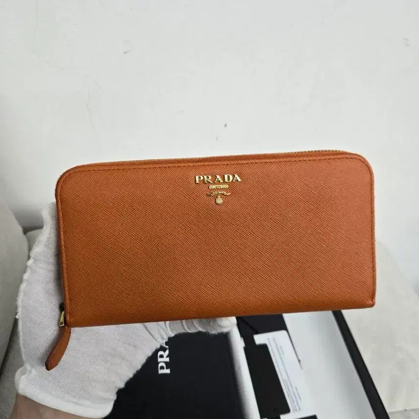 [BUNJANG] Prada Saffiano Zip Around Long Wallet / [보증서 정품] 프라다 사피아노 지퍼 장지갑