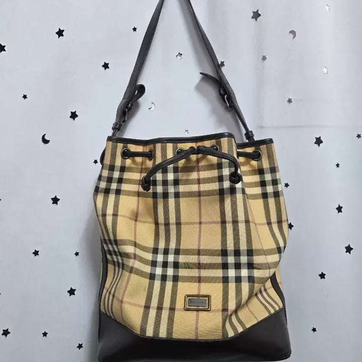 [BUNJANG] Burberry Check Bucket Shoulder Bag / 버버리 체크 버킷백 숄더백