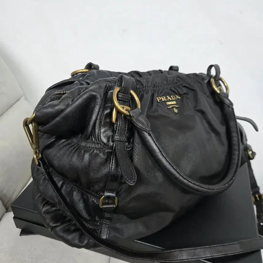 [BUNJANG] Prada Gaufre Bag / [정품] 프라다 고프레백