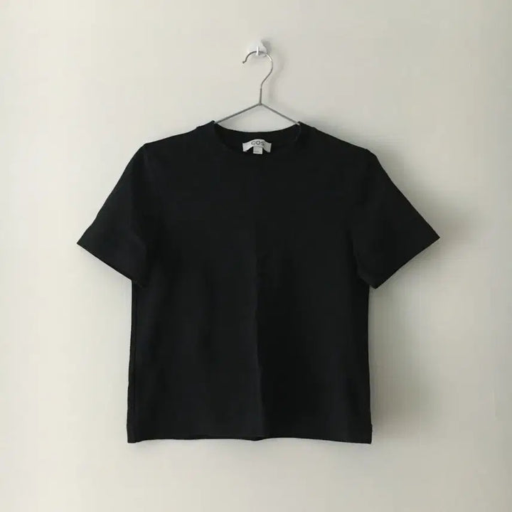 [BUNJANG] COS Clean Cut Regular T-Shirt / 코스 클린 컷 레귤러 티셔츠