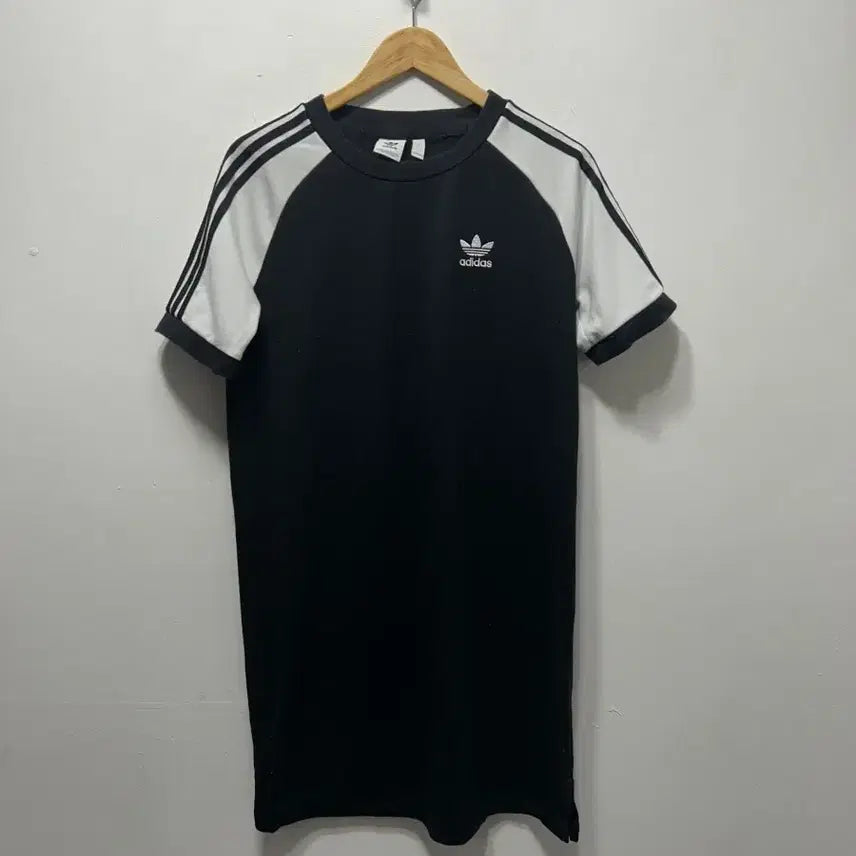 [SOLD OUT] 아디다스 삼선 반팔 롱 원피스 블랙 S