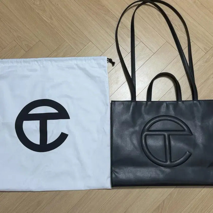 [BUNJANG] Telfar Large Shopper Bag Black / 텔파 라지 쇼퍼백 블랙
