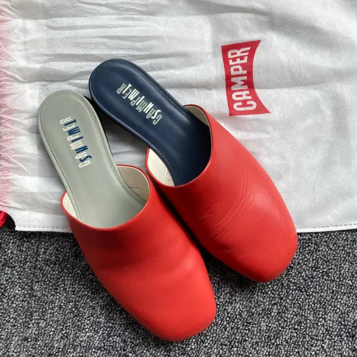 [BUNJANG] Camper Right Nina Red Mule / Camper 캠퍼 레드 뮬