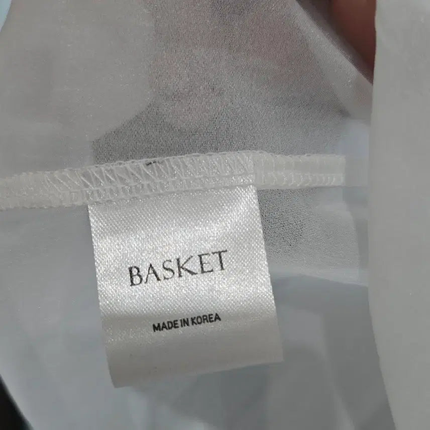 [BUNJANG] Basket Sheer Ribbon Blouse / 바스켓  시스루 리본 블라우스