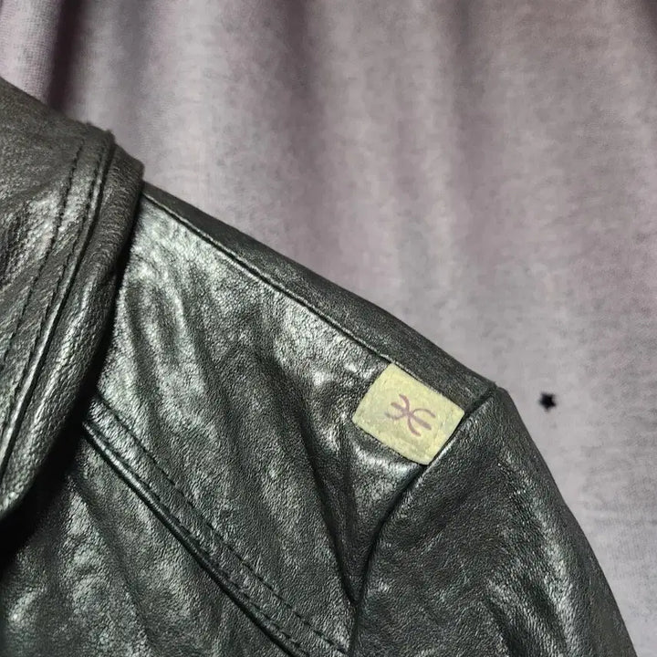 [BUNJANG] Thursday Island Leather Jacket / Thursday Island 블랙 가죽 자켓-55
